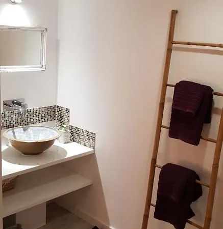 Yog Apartment